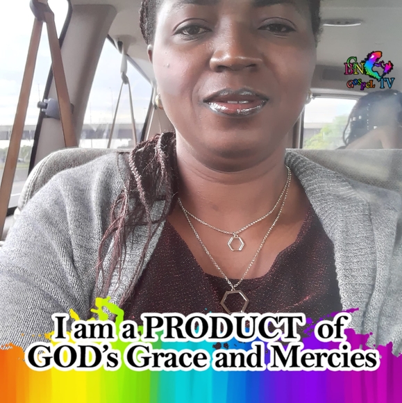 Meet your Posher, Carol - Picture 1 of 1